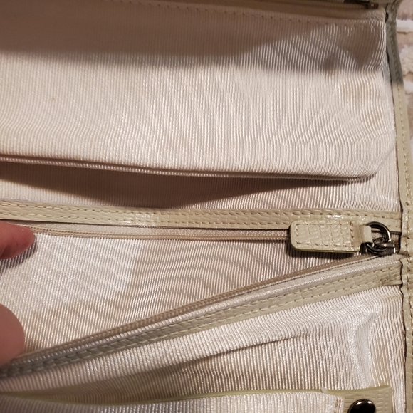 Dulwich Designs leather Jewellry wallet - Picture 7 of 9